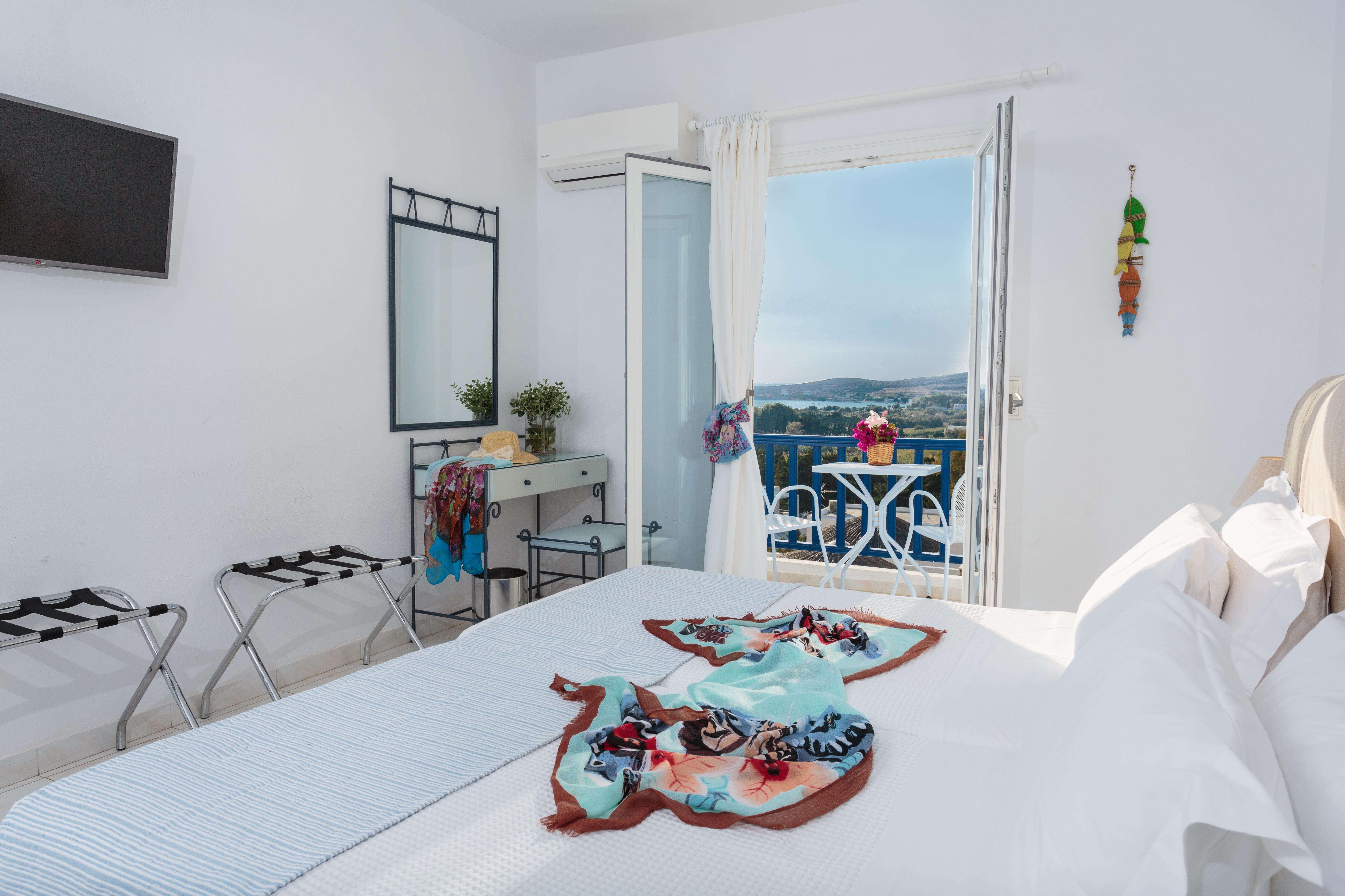 Pyrgaki Hotel Parikia  Bagian luar foto
