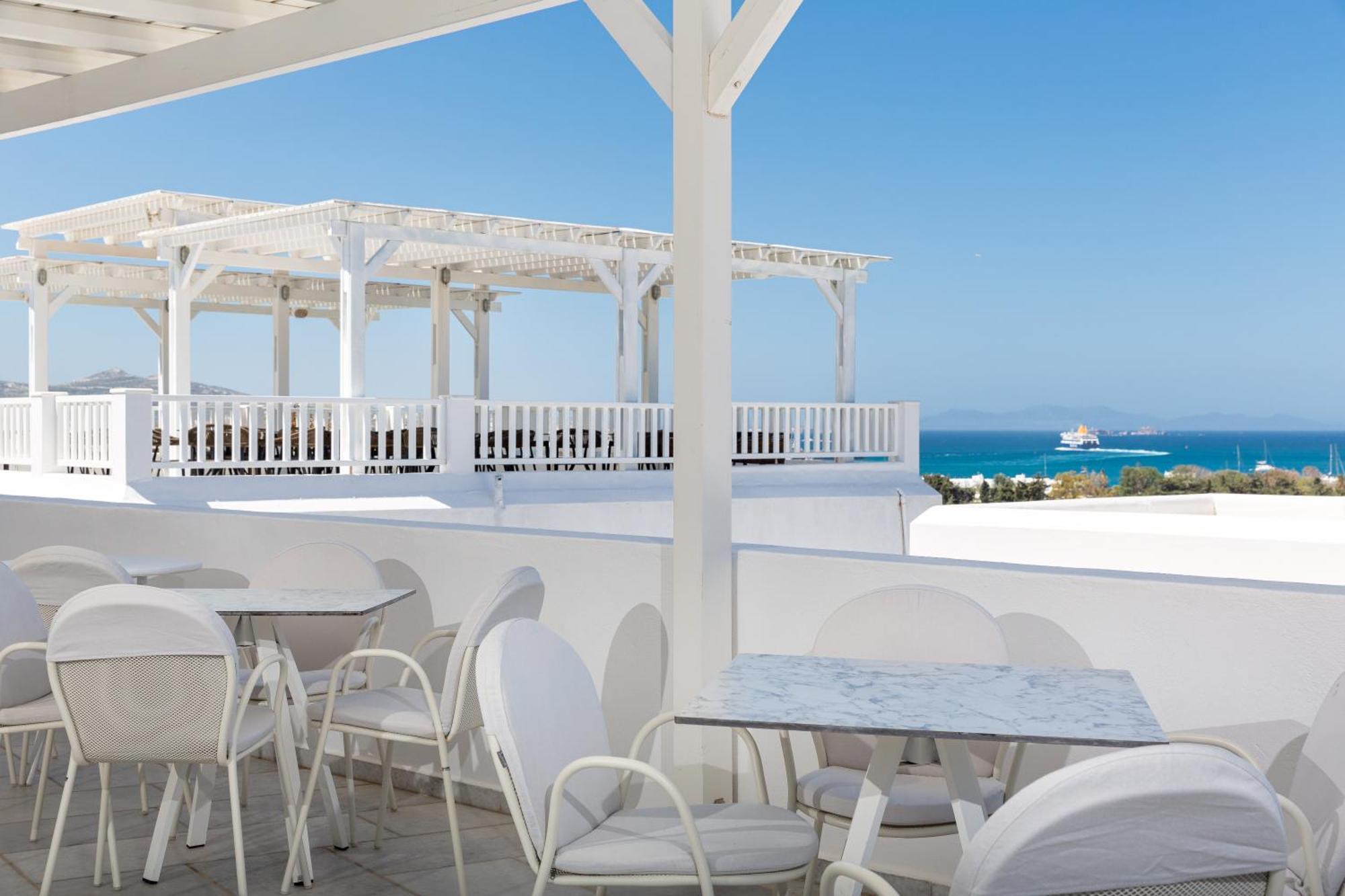 Pyrgaki Hotel Parikia  Bagian luar foto