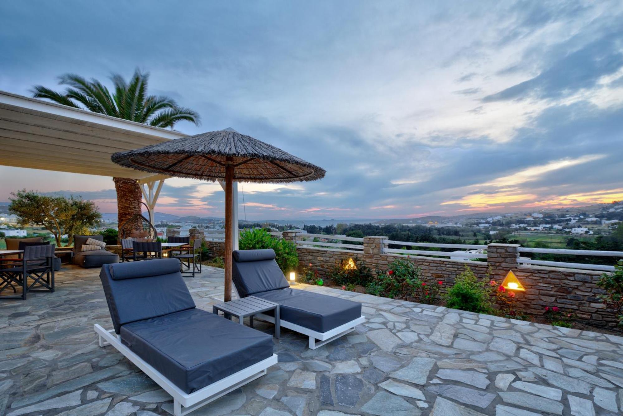 Pyrgaki Hotel Parikia  Bagian luar foto