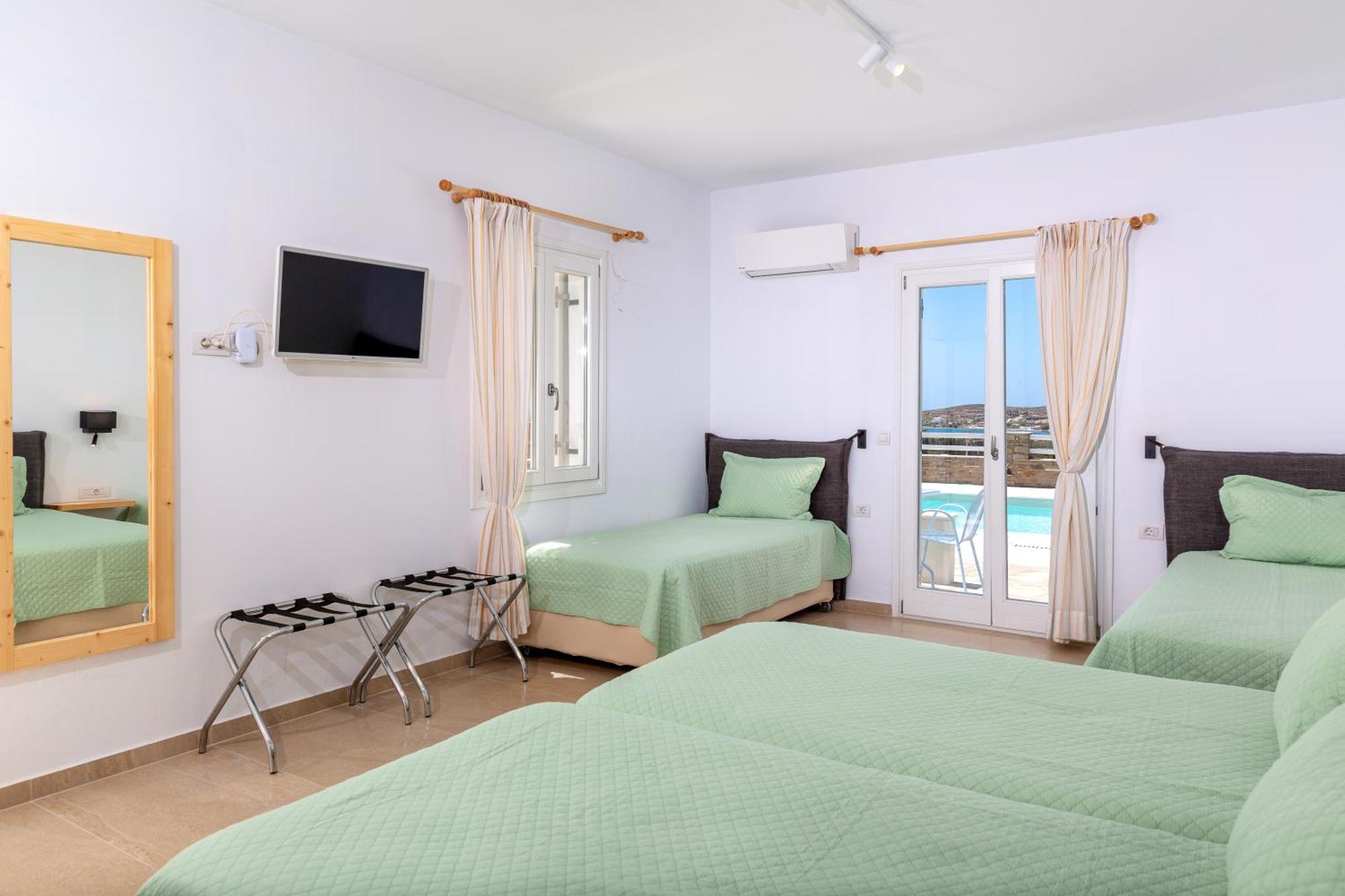 Pyrgaki Hotel Parikia  Bagian luar foto