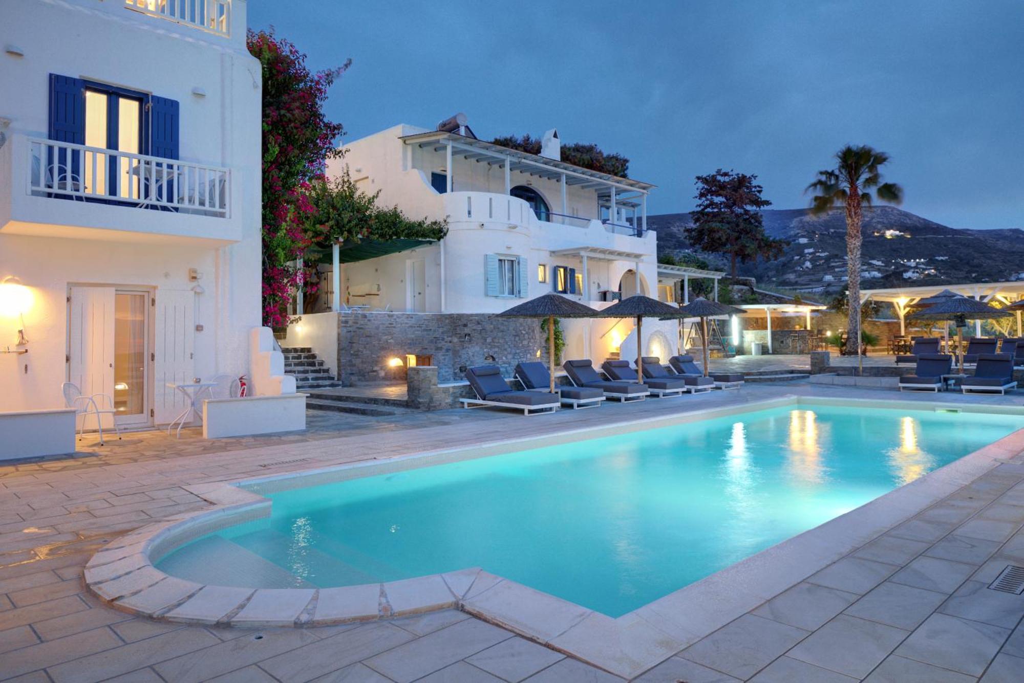 Pyrgaki Hotel Parikia  Bagian luar foto