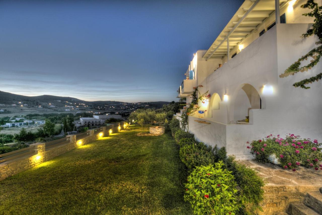 Pyrgaki Hotel Parikia  Bagian luar foto